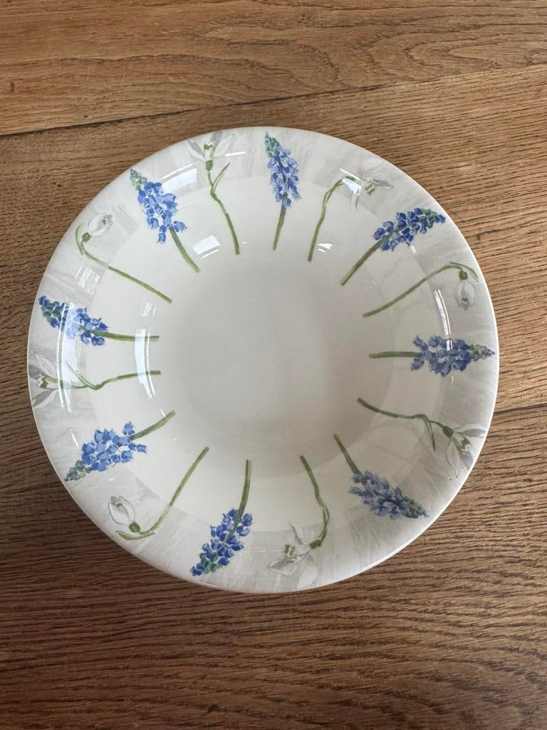 Dessertschaaltje van Gien, uit de serie ‘Alice’ - met barst, Huis en Inrichting, Keuken | Servies, Ophalen of Verzenden, Overige stijlen