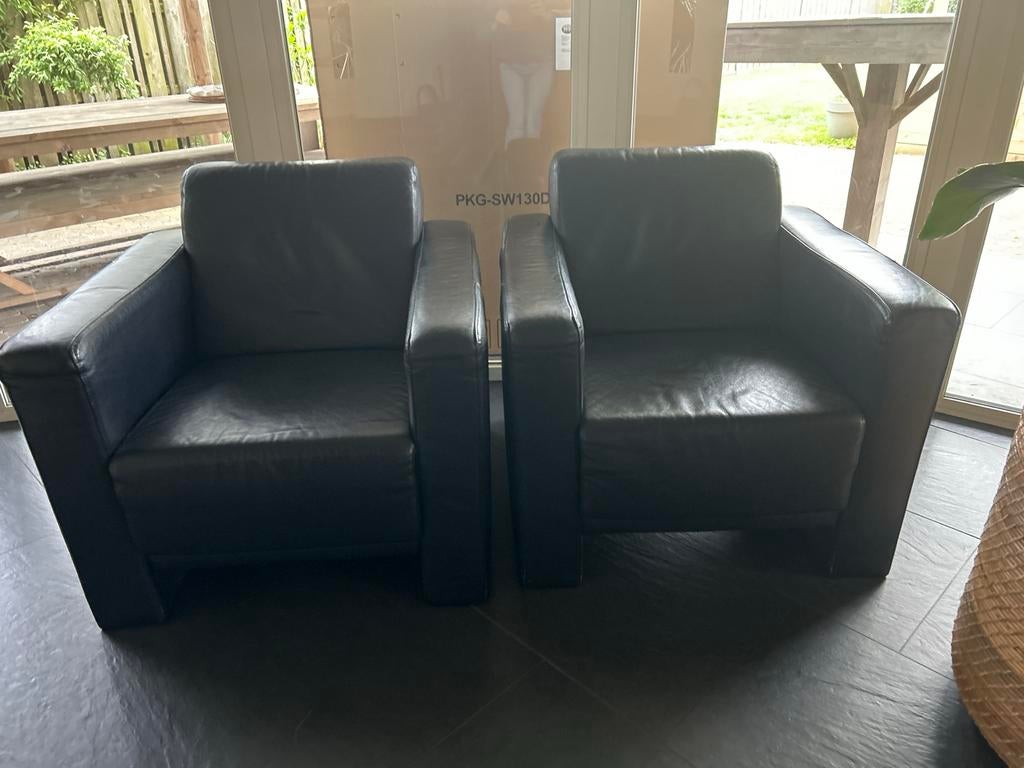 Twee donkerblauwe leren stoelen, Huis en Inrichting, Stoelen, Ophalen, Gebruikt, Twee, Blauw