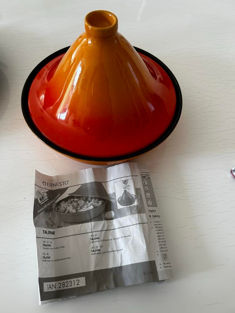 Nieuw Tajine - Oranje/Zwart, Ophalen, Zo goed als nieuw