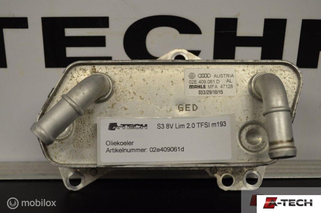 Oliekoeler Audi A3 8V 2.0 TDI 02e409061d, Auto-onderdelen, Transmissie en Toebehoren, Volkswagen, Gebruikt, Ophalen of Verzenden