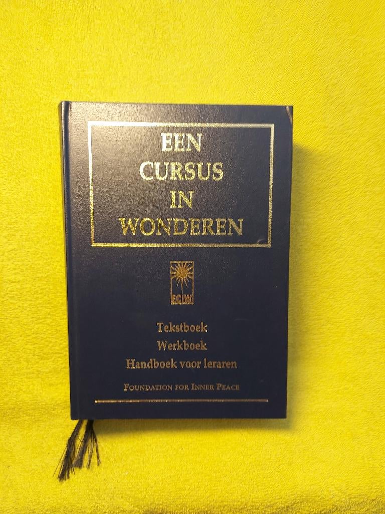 Een cursus in wonderen. Tekstboek Werkboek Handboek leraren., Boeken, Ophalen of Verzenden, Zo goed als nieuw, Overige onderwerpen