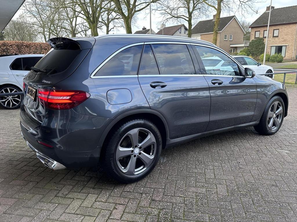 Mercedes GLC-klasse 220 d 4MATIC Led, Leer, Pano, Pdc, LM.., Automaat, Bluetooth, Gebruikt, Euro 6