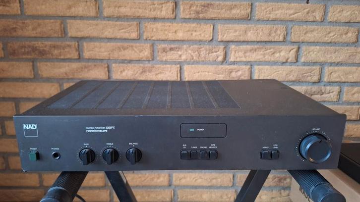 NAD 3225PE Power Envelope (opvolger van de NAD 3020), Audio, Tv en Foto, Versterkers en Receivers, Gebruikt, Stereo, Minder dan 60 watt