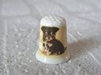 Chihuahua pup hondje vingerhoedje, Verzamelen, Vingerhoedjes, Ophalen of Verzenden, Nieuw, Porselein, Nederland
