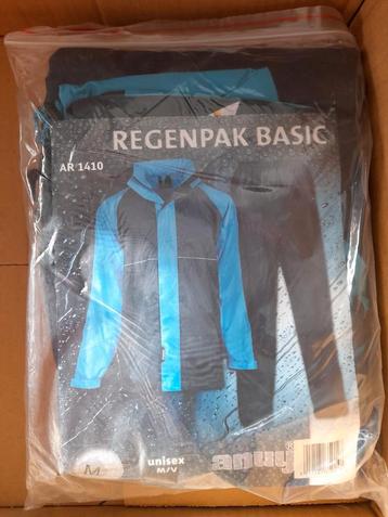 Anuy regenpak maat 140,S,M beschikbaar voor biedingen