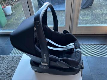 Maxicosi Pebble met isofix base beschikbaar voor biedingen