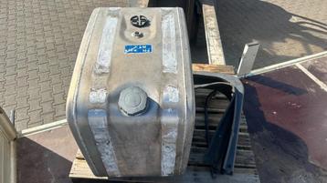 Scania Brandstoftank 200 liter beschikbaar voor biedingen