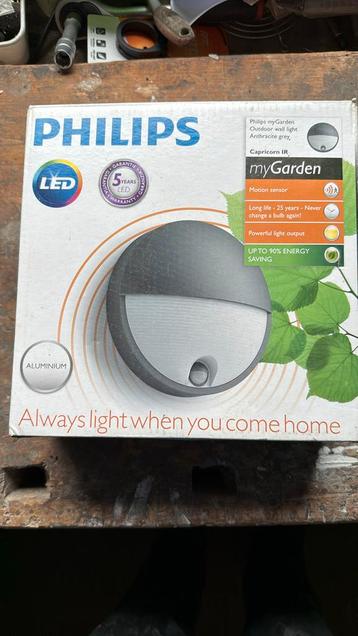 Philips buitenlamp beschikbaar voor biedingen
