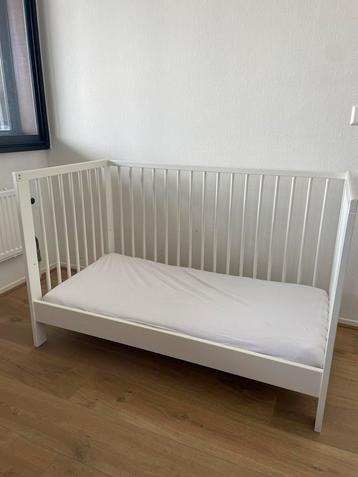 Gulliver babybed, wit 60x120 beschikbaar voor biedingen