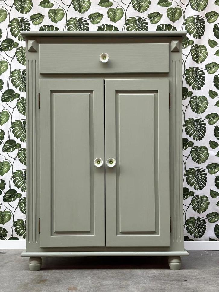 Meidenkast *Jany*, Huis en Inrichting, Kasten | Kledingkasten, Zo goed als nieuw, 100 tot 150 cm, 50 tot 100 cm, 25 tot 50 cm