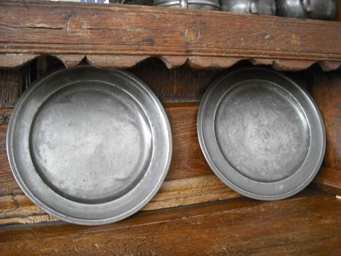 2 Mooie, oude Tinnen Bordjes,(adv.no.253), Antiek en Kunst, Antiek | Tin, Ophalen of Verzenden