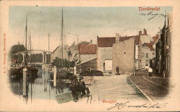 Dordrecht - Boogjes - Boten beschikbaar voor biedingen