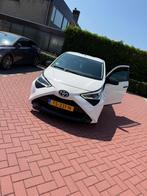 Toyota Aygo 1.0 Vvt-i 72pk 5D 2018 Wit, Auto's, Toyota, Voorwielaandrijving, 4 stoelen, Wit, Origineel Nederlands