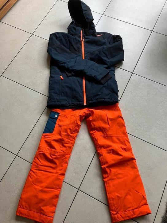 Skikleding set; jas mt 176 (XS) en broek mt 164 (valt ruim), Kleding | Heren, Wintersportkleding, Zo goed als nieuw, Broek, Maat 46 (S) of kleiner