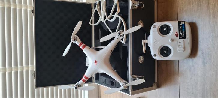 DJI phantom drone, Hobby en Vrije tijd, Modelbouw | Radiografisch | Helikopters en Quadcopters, Gebruikt, Ophalen