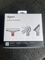 Dyson furniture cleaning kit nieuw ! winkel prijs 100 euro, Ophalen of Verzenden, Nieuw, Minder dan 1200 watt, Stofzuiger