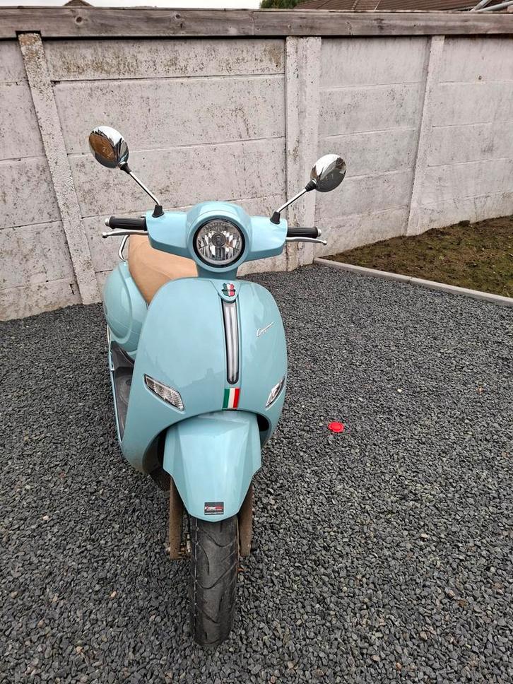 Mooie GTS Cappucino scooter, Fietsen en Brommers, Scooters | Overige merken, Gebruikt, Maximaal 25 km/u, Benzine, Ophalen