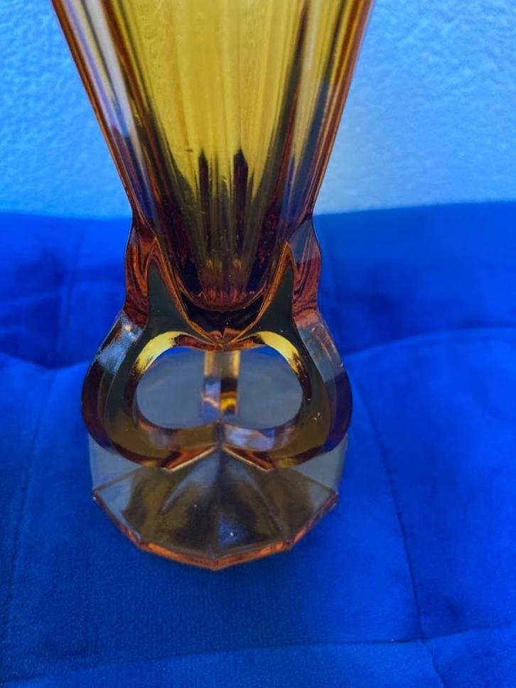 Bijzondere Antieke Art Deco kelkvaas van Amber kleurig glas., Antiek en Kunst, Antiek | Glas en Kristal, Ophalen of Verzenden