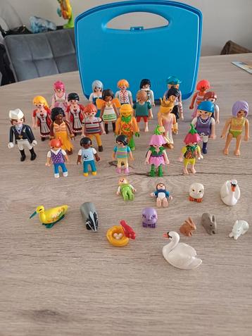 Playmobil poppetjes/ kinderen/ babies/ dieren  beschikbaar voor biedingen