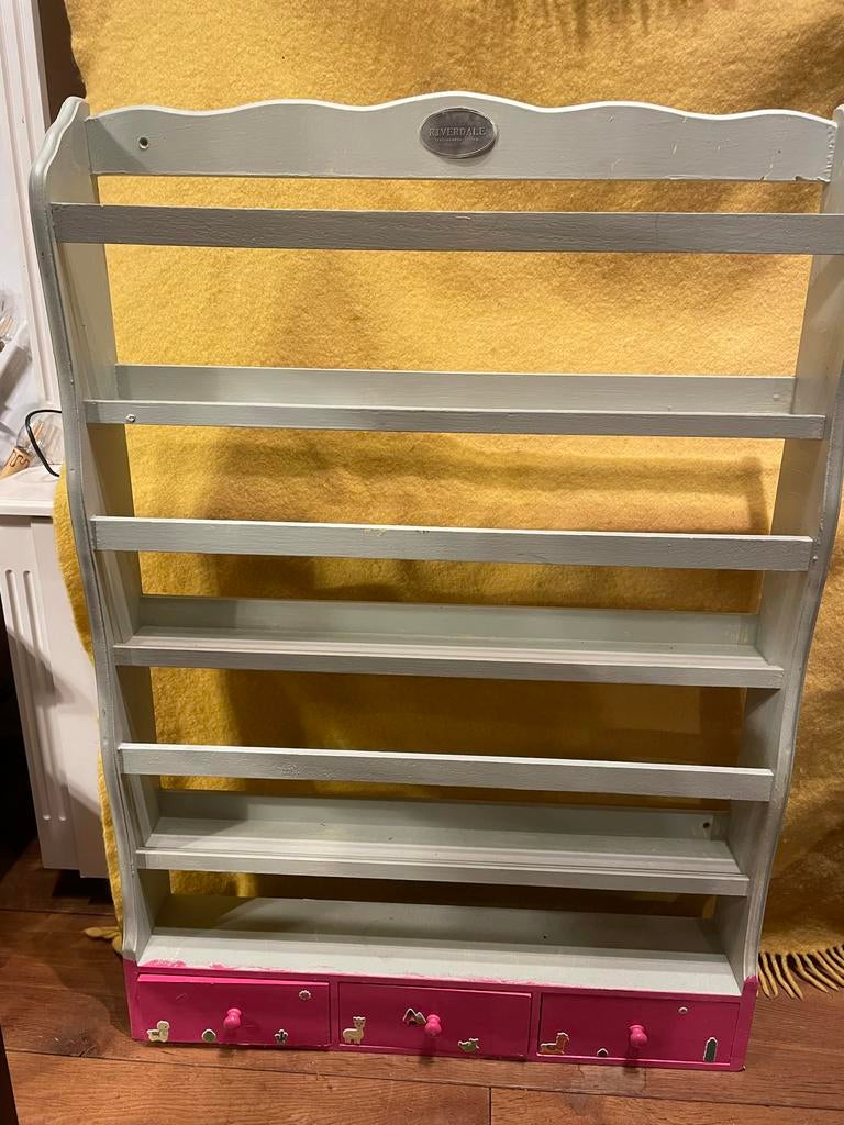 Leuke Riverdale wandrek met lades, Huis en Inrichting, Kasten | Boekenkasten, 100 tot 150 cm, Zo goed als nieuw, Met lade(s), 25 tot 50 cm