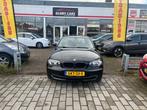 BMW 1-serie 116i High Executive AIRCO-PDC-6 BAK-ALLE BOEKJES, 1-Serie, Euro 5, Zwart, 4 stoelen