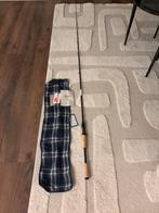 Megabass Triza F4-69XTZ Thunderbird baitcaster, Ophalen, Zo goed als nieuw, Werphengel