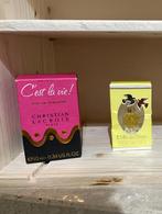 2 miniatuur parfumflesjes waarvan 1 zeldzaam zie omschrijvin, Sieraden, Tassen en Uiterlijk, Uiterlijk | Parfum, Ophalen, Zo goed als nieuw