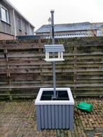 Te koop , bloembak met voederhuisje, Ophalen