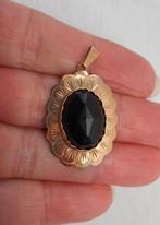 Antieke 14 karaat gouden hanger met geslepen granaat nr.639, Sieraden, Tassen en Uiterlijk, Antieke sieraden, Verzenden, Goud