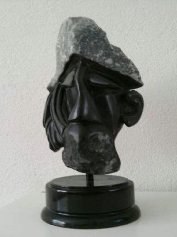 "GRIZZLY JOE" - BEELD  steen - eigen werk - Brabant-GOIRLE., Antiek en Kunst, Kunst | Beelden en Houtsnijwerken, Ophalen