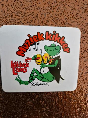 2414 Muziek Kikker Diepeveen Sticker  beschikbaar voor biedingen