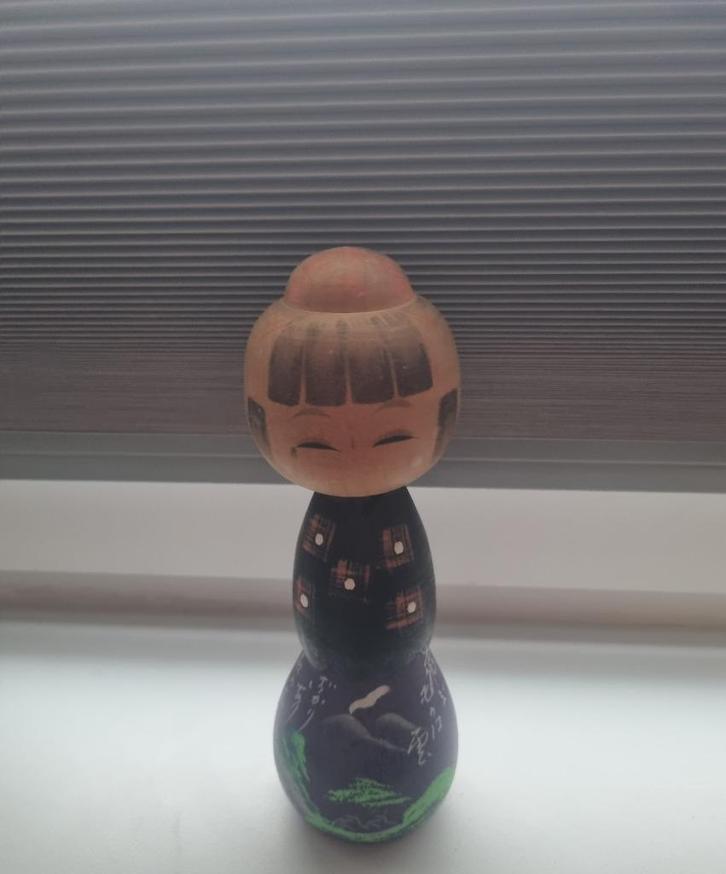 Leuke vrolijke kokeshi, Antiek en Kunst, Kunst | Niet-Westerse kunst, Verzenden