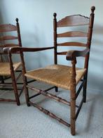 Twee antieke stoelen met biezen zitting, Ophalen, Gebruikt, Bruin, Twee