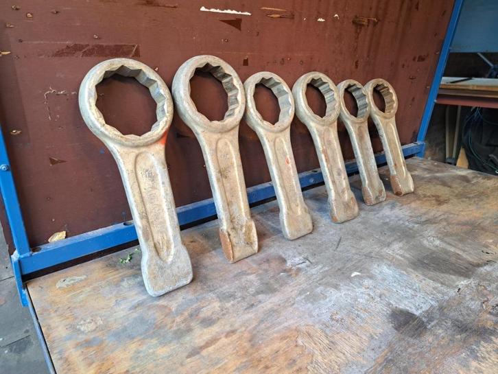 Zware kwaliteit, grote maat ringslagsleutels, merk USAG, Doe-het-zelf en Verbouw, Gereedschap | Handgereedschap, Gebruikt, Ophalen of Verzenden