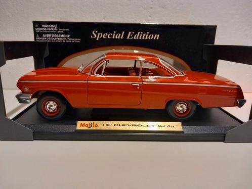 Chevrolet Bel Air 1962 rood Maisto metal 1:18 KRD, Hobby en Vrije tijd, Modelauto's | 1:18, Zo goed als nieuw, Auto, Maisto, Ophalen of Verzenden