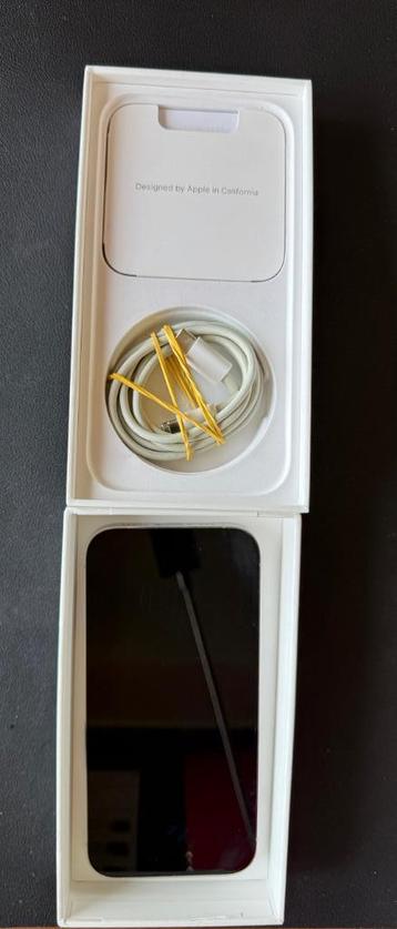 Apple IPhone 14 Pro, Silver met 256Gb beschikbaar voor biedingen