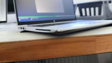 HP Elitebook 830 G7 core I7 10th generation beschikbaar voor biedingen