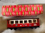 LGB 3064 personen rijtuig mwt reizigers G-spoor in ovp izgst, Hobby en Vrije tijd, Modeltreinen | Overige schalen, Gelijkstroom