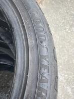 Te koop 2 banden Goodyear 245-40-18, Auto-onderdelen, Overige Auto-onderdelen, Ophalen of Verzenden