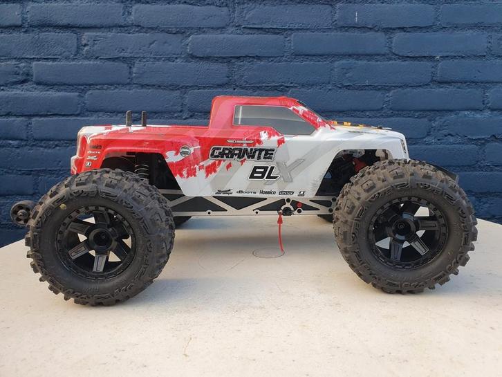 RC Monster Truck - Arrma Granite BLX, Hobby en Vrije tijd, Modelbouw | Radiografisch | Auto's, Gebruikt, Auto offroad, Elektro