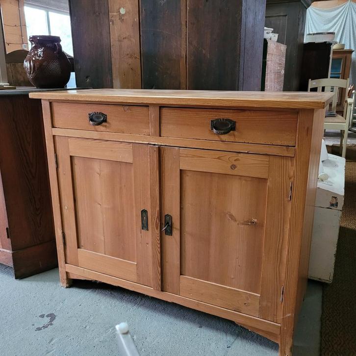 Brocante oude grenen commode dressoir, Antiek en Kunst, Curiosa en Brocante, Ophalen