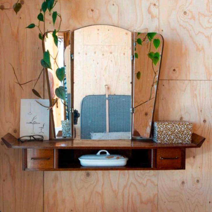 Vintage Wandkaptafel met 3-luik spiegel, Huis en Inrichting, Tafels | Kaptafels, Gebruikt, Minder dan 100 cm, 50 tot 100 cm, Ophalen
