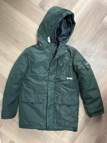 Kinderparka 140 erg netjes nog! beschikbaar voor biedingen