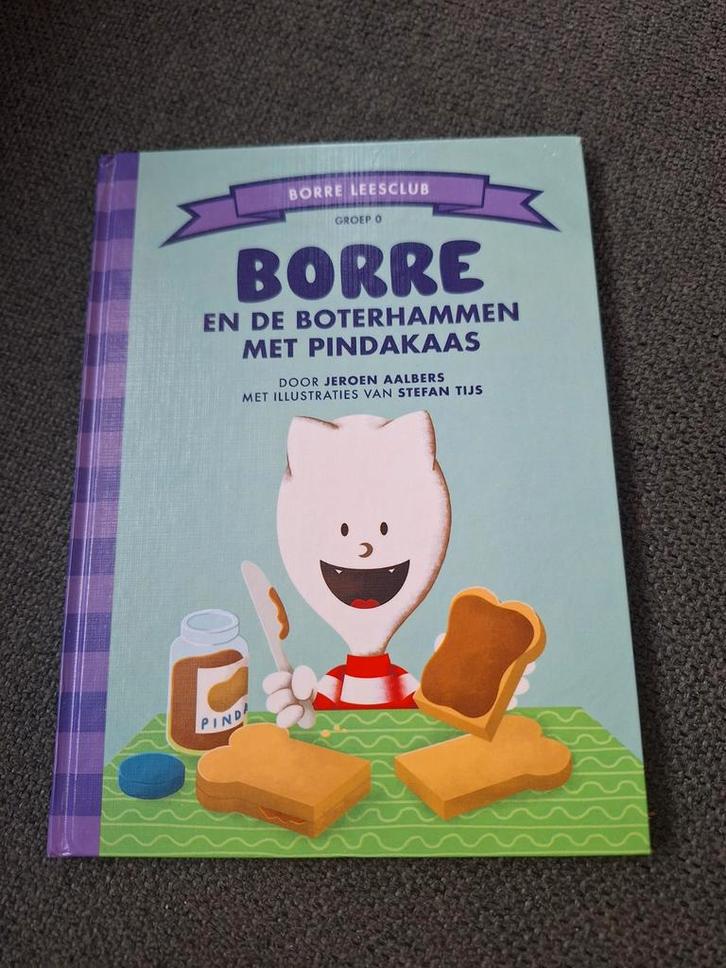 Borre en de boterhammen met pindakaas, Boeken, Kinderboeken | Jeugd | onder 10 jaar, Zo goed als nieuw, Sprookjes, Ophalen of Verzenden