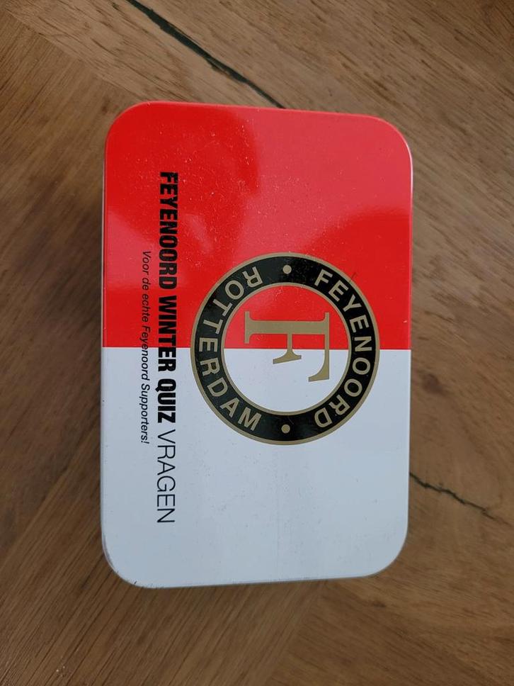 Feyenoord Winter Quiz - Echte Fan!, Hobby en Vrije tijd, Gezelschapsspellen | Bordspellen, Zo goed als nieuw, Een of twee spelers