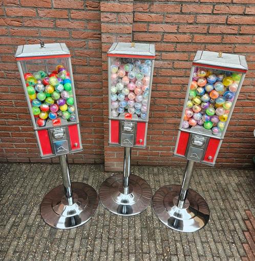 FIFTIES SIXTIES BEAVER CAPSULE AUTOMATEN OP CHROMEN VOET, Verzamelen, Automaten | Overige, Zo goed als nieuw, Ophalen