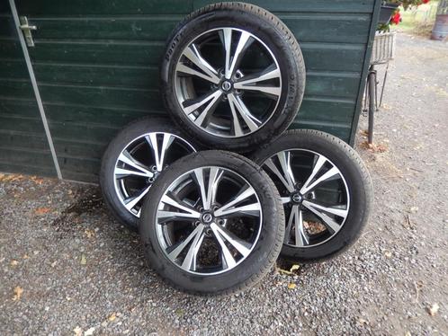 Originele 18 inch  Nissan Qashqai bicolor velgen, Auto-onderdelen, Banden en Velgen, Velg(en), Zomerbanden, 18 inch, 215 mm, Personenwagen