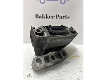 Motorsteun van een Volkswagen Golf beschikbaar voor biedingen