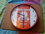 Mooie AJAX wandklok in zeer goede staat zonder batterij, Ophalen of Verzenden, Zo goed als nieuw, Ajax, Overige typen
