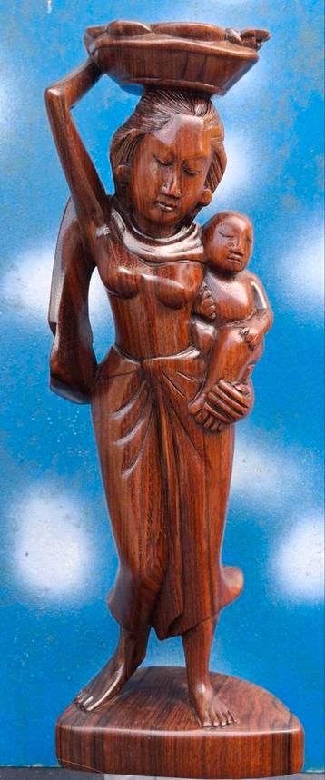 Indonesië.  Wong wagon enom karo bayi.  Houtsnijwerk.  31 cm beschikbaar voor biedingen